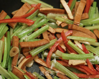 Celery Sauteed Dry recipe