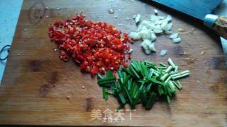 Stir-fried River Prawns with Red Pepper and Chives recipe