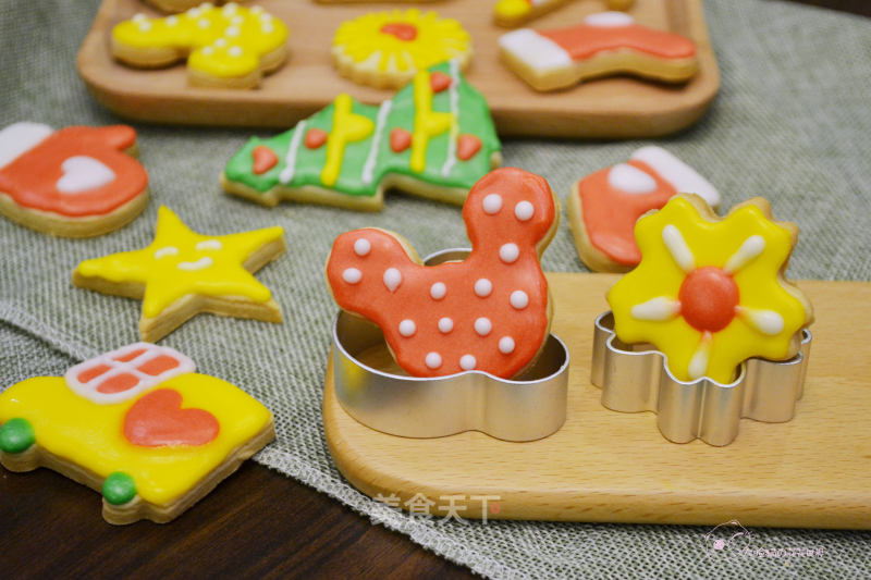Christmas Cookies with Icing Sugar recipe