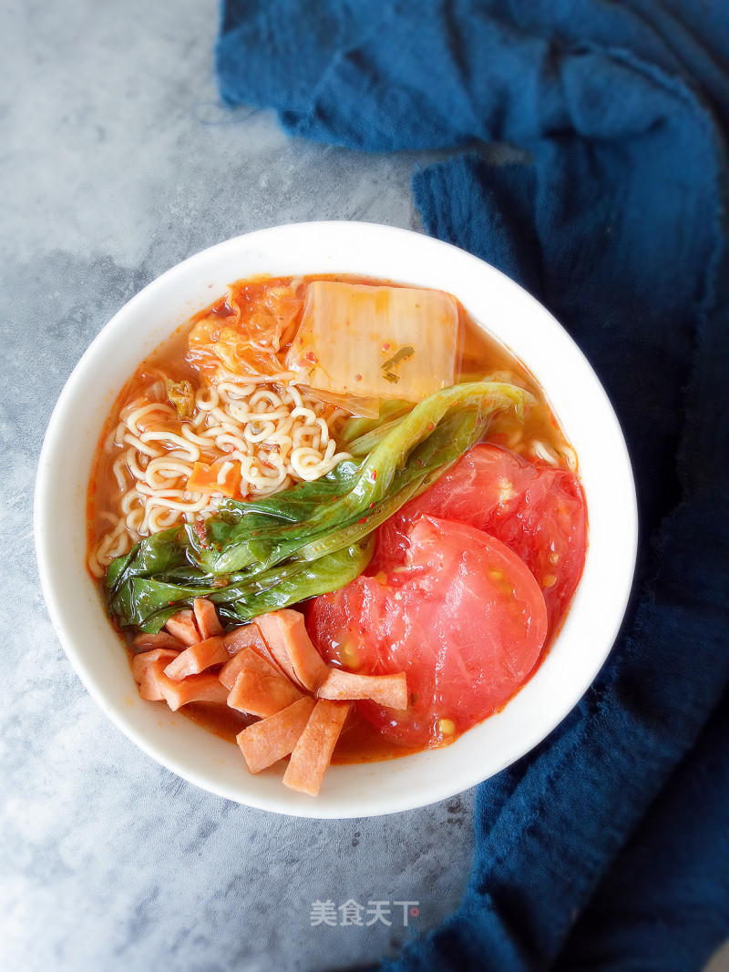 Korean Kimchi Instant Noodles recipe