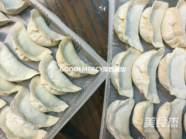 Dumplings Must Also be B-shaped! Soy Milk Version Chinese Cabbage Pork Dumplings recipe