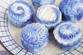 Blue and White Porcelain Snowy Mooncake recipe