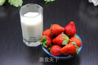 Strawberry Milkshake recipe