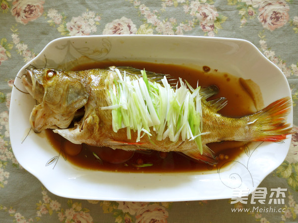 Steamed Red Tail Fish recipe