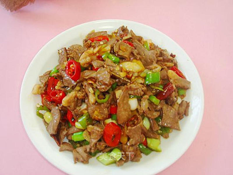 [sichuan Cuisine] Stir-fried Pork Heart with Double Pepper recipe