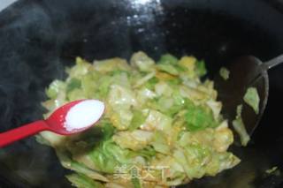 Cabbage with Tomato Sauce recipe