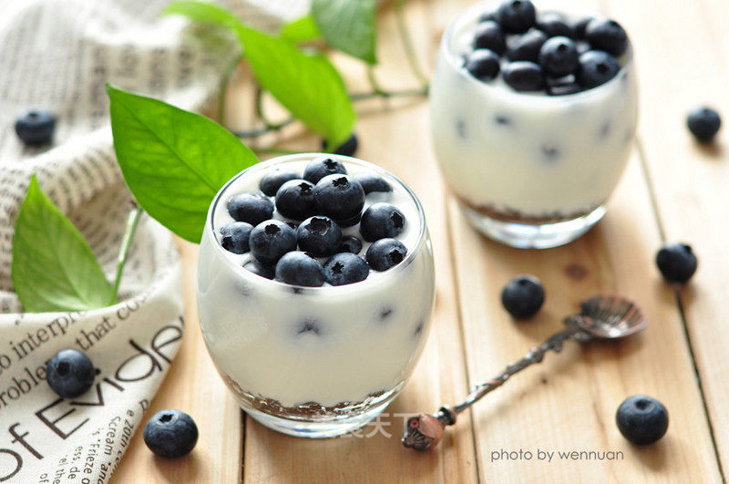 Oreo Blueberry Yogurt recipe