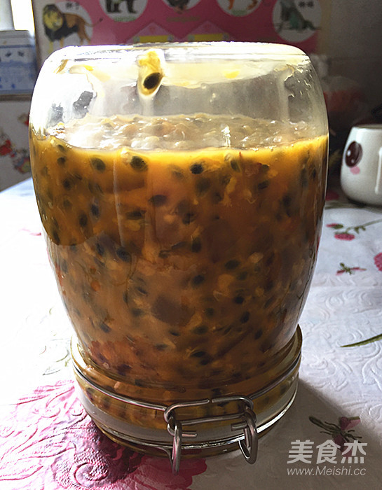 Rock Sugar Passion Fruit Honey recipe