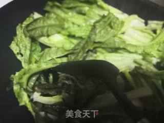 Vegetarian Fried Lettuce Leaves recipe