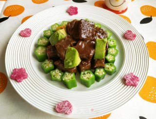 Fried Beef Cubes Mixed with Fruits and Vegetables recipe
