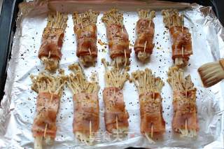 #aca烤明星大赛#——bacon and Enoki Mushroom Roll recipe