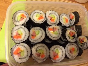 Sushi (common Ingredients to Make Delicious Sushi) recipe