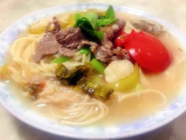 Tender Beef Noodles with Sauerkraut recipe