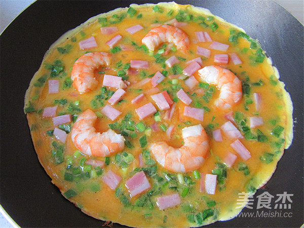 Shrimp and Leek Thick Omelet recipe