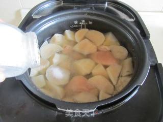 White Radish Hoof Soup recipe