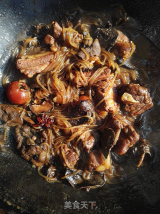 Stewed Pork Ribs with Mushroom Vermicelli recipe