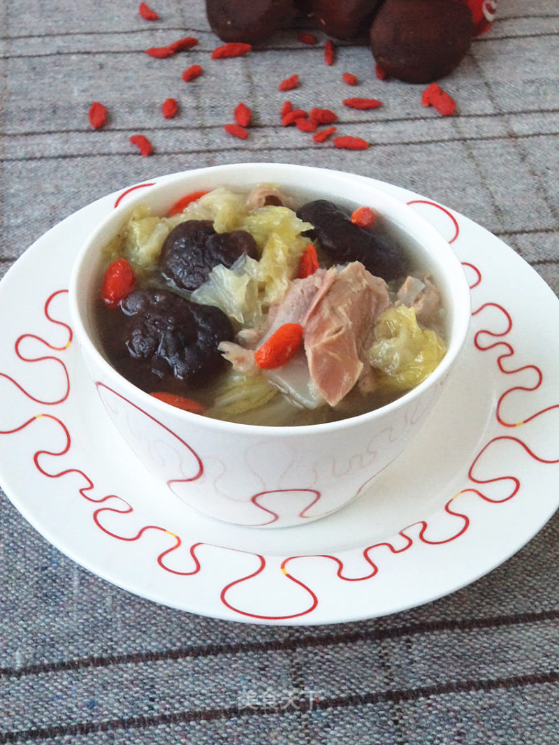 Mushroom and Cabbage Duck Bone Soup recipe
