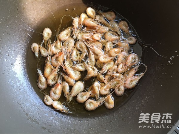 Crispy Small River Prawns recipe