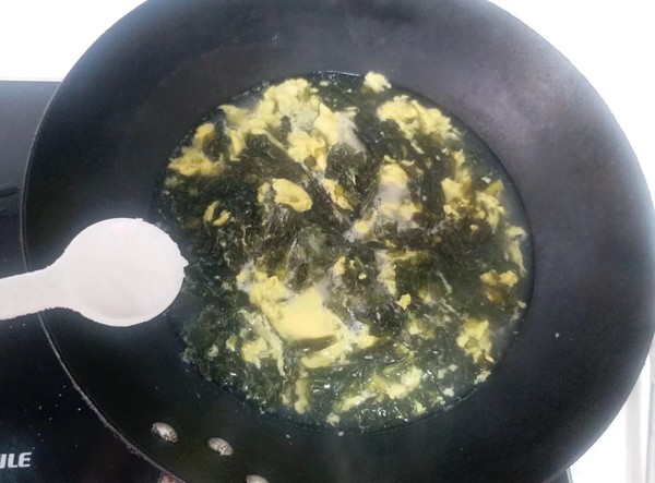 Egg Seaweed Soup recipe