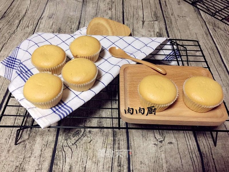 How Can My Family Successfully Make Soft and Delicate Cupcakes#肉肉厨 recipe