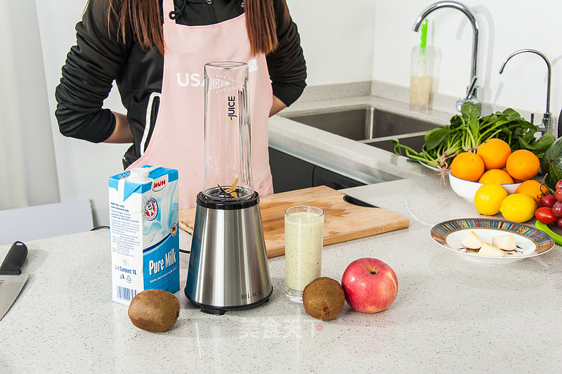 (early Summer Health Drink) Kiwi and Apple Mixed Juice recipe