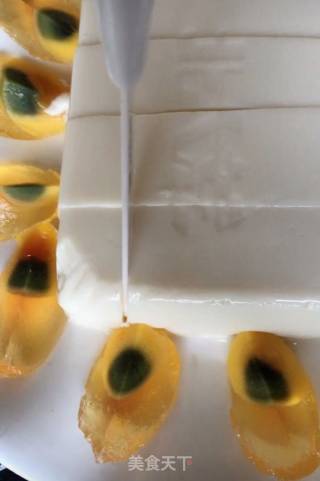 Spicy Preserved Egg Tofu recipe