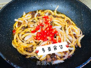 Quzhou Fried Rice Noodles ~ The Distinctive Fried Noodles recipe