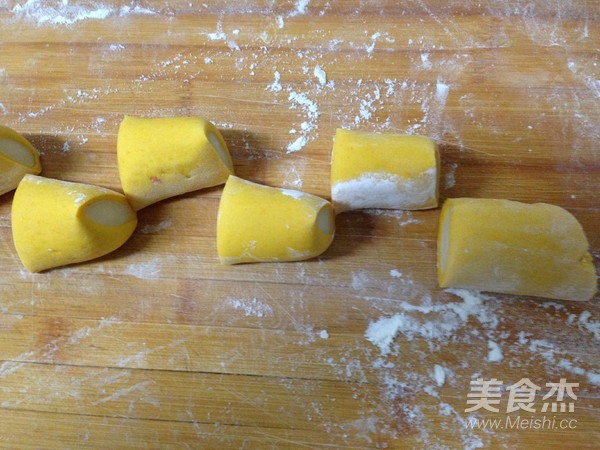 Goldfish Mantou recipe