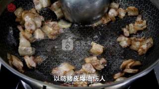 Rice Killer [fried Pork with Yellow Gong Pepper] recipe