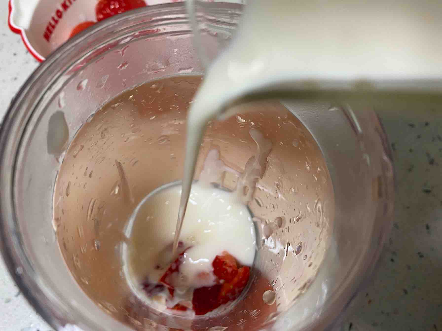 Strawberry Milkshake recipe