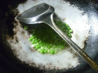 Tofu Soup with Green Peas and Enoki Mushroom recipe
