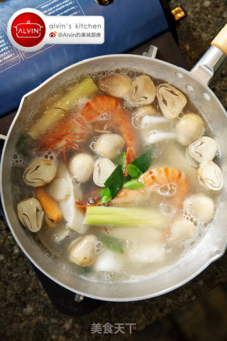 Seafood Tom Yum Goong recipe