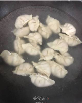 Handmade Dumplings with Fungus, Shiitake and Shepherd's Purse recipe