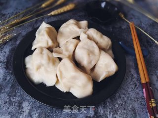 Northeast Sauerkraut Pork Dumplings recipe