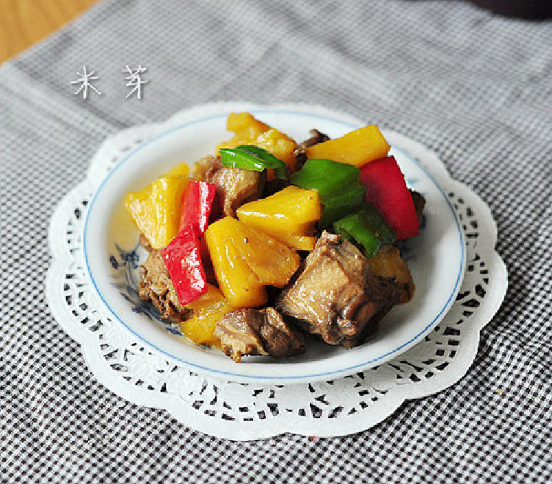 Delicacy Not to be Missed During The Pineapple Season: Pineapple Braised Duck recipe