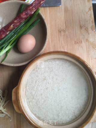 Claypot Rice with Sausage Nest and Egg recipe