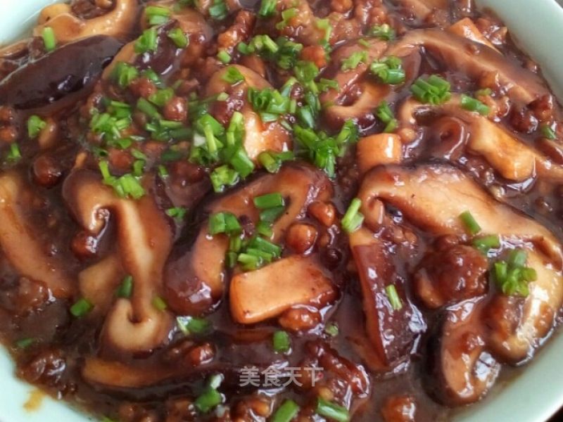 A Super Dish, Minced Meat and Shiitake Mushrooms recipe