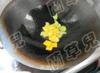 Stir-fried Rice Cake with Fruit and Vegetable recipe