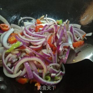 Fried Pork with Onion recipe