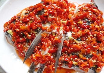 Chopped Pepper Fish Head King recipe