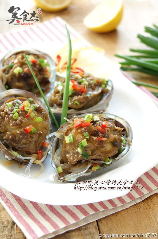 Steamed Abalone with Garlic Vermicelli recipe