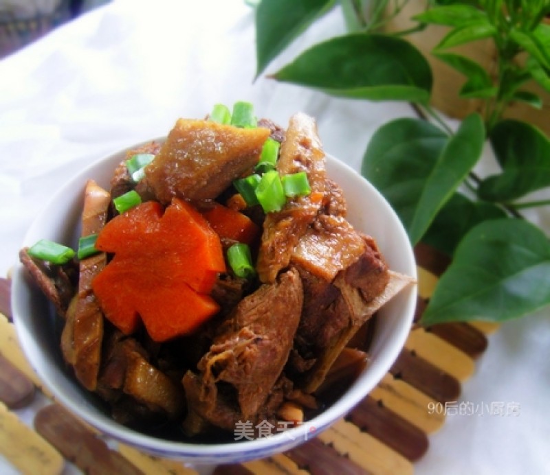 【roasted Duck with Spiced Carrots and Bamboo Shoots】 recipe