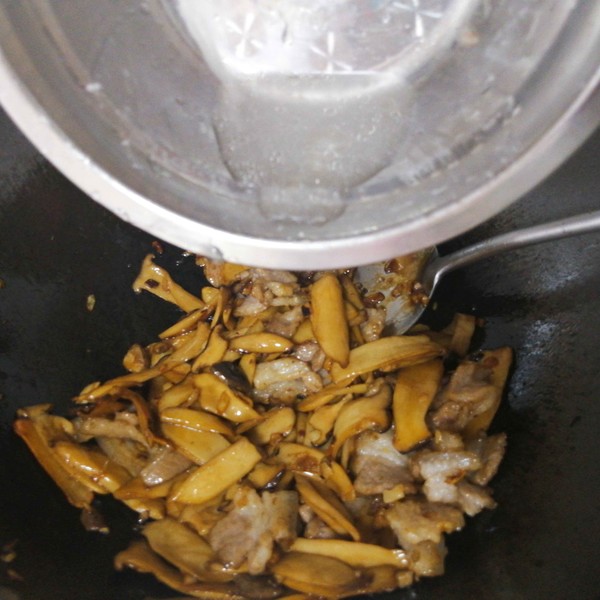 Fried Pork with Pleurotus Eryngii recipe