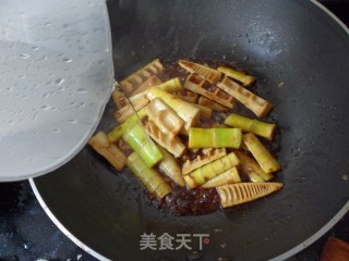 Sauce-flavored Spring Bamboo Shoots recipe