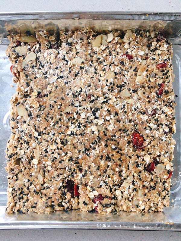 Almond Oatmeal Energy Bars recipe