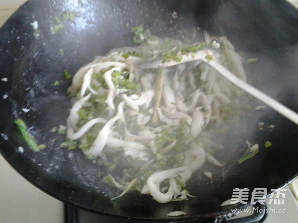 Whitebait with Pickled Cabbage recipe