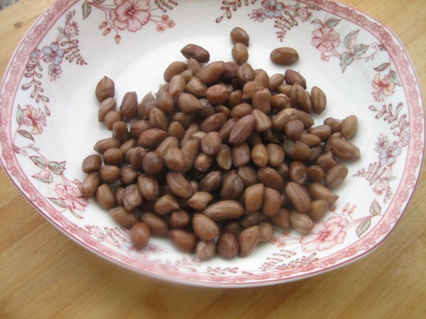 Peanuts Mixed with Celery recipe