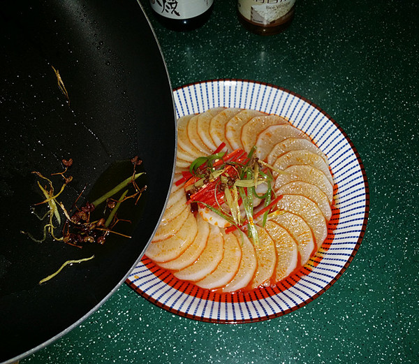 Spicy Radish Slices recipe