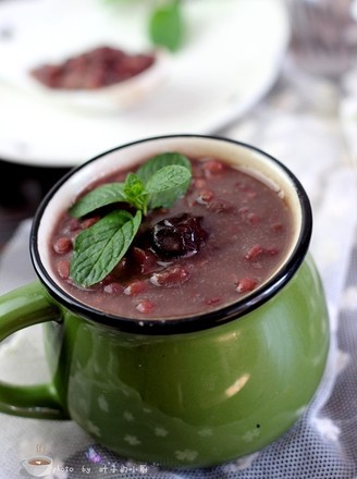 Red Bean and Barley Soup