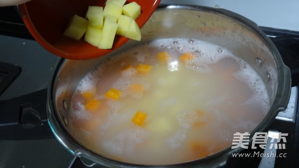 Carrot Potato Flower Crab Congee recipe